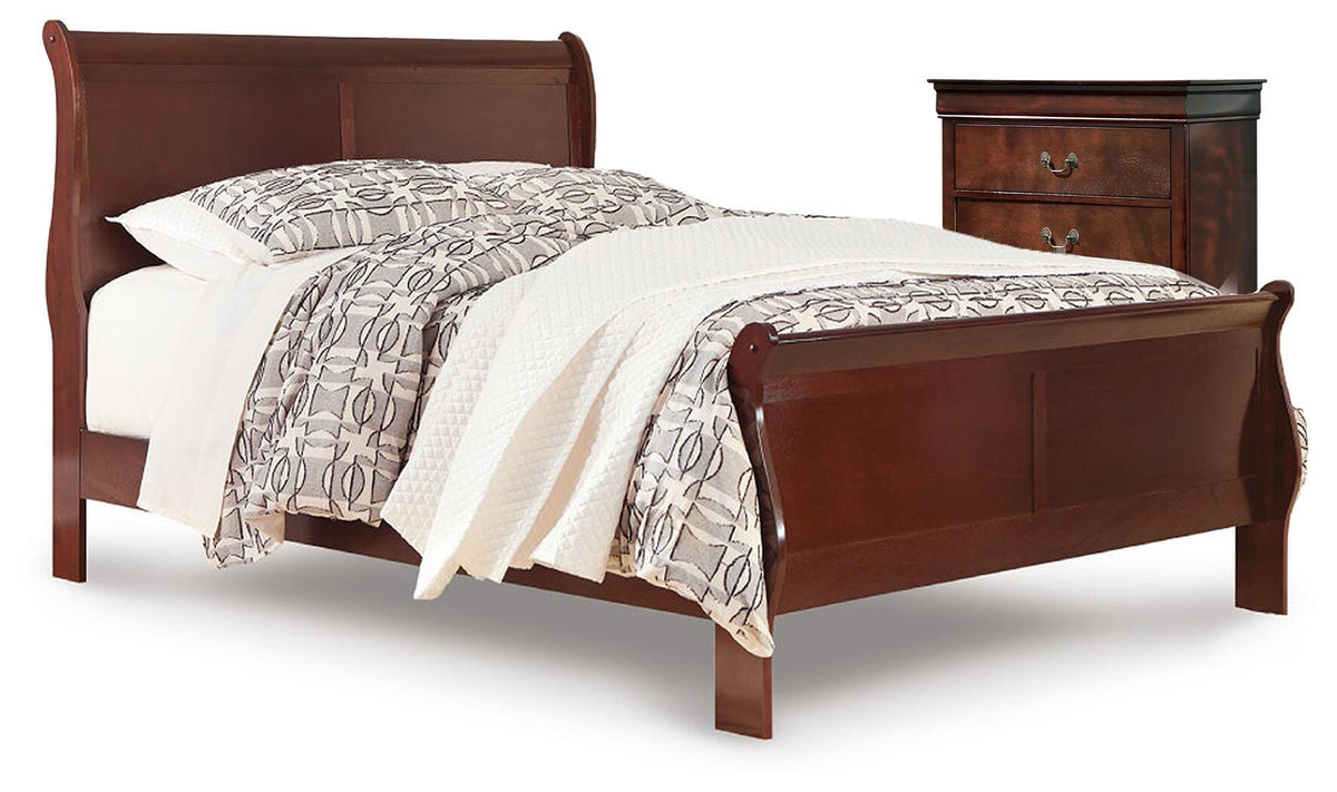 Alisdair King Sleigh Bed and Chest