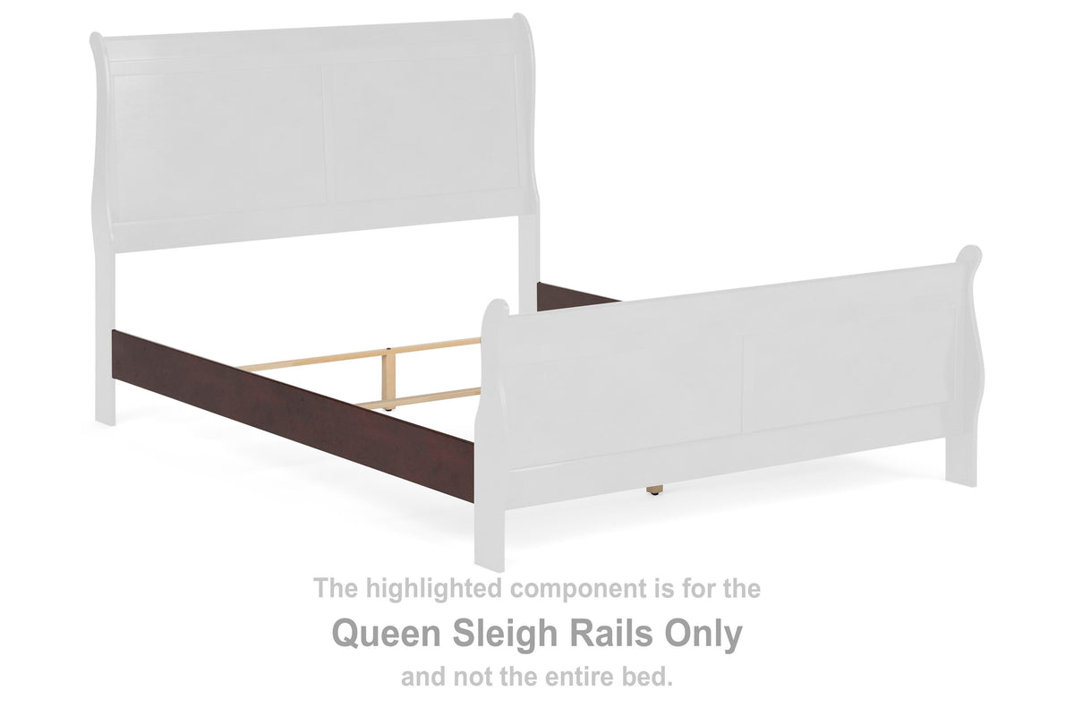 Alisdair Queen Sleigh Bed, Dresser and Chest
