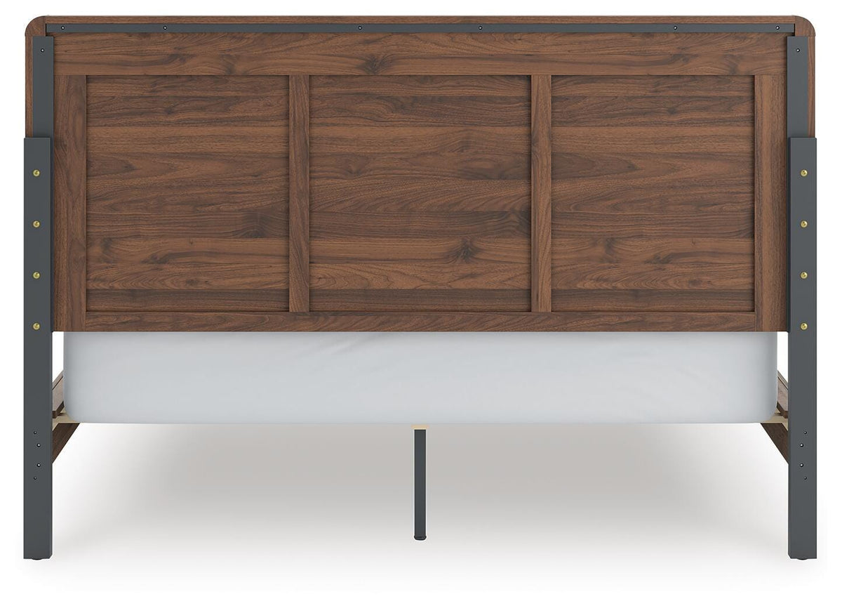 Fortlorn California King Panel Bed