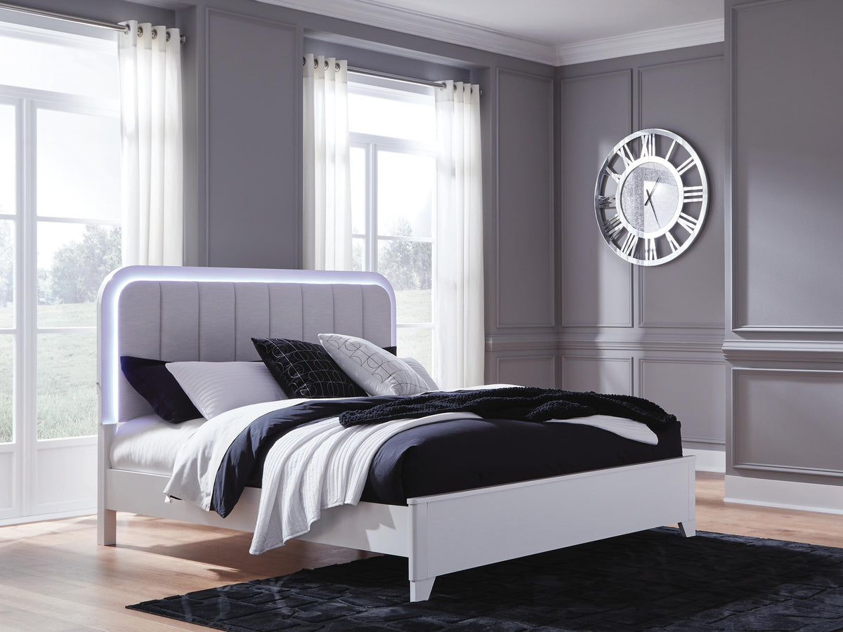 Jarlee King Panel Bed, Dresser, Mirror and Nightstand