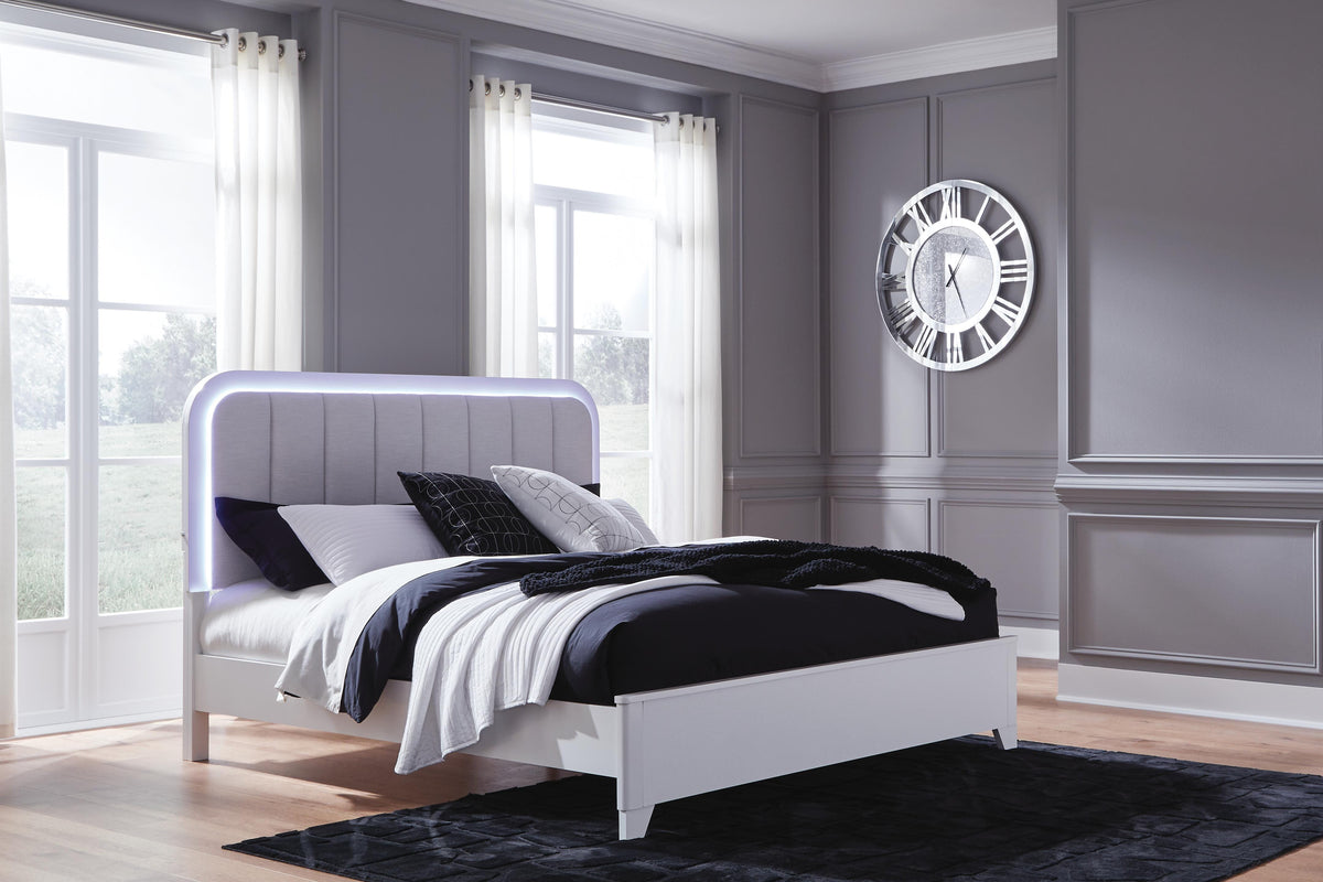 Jarlee King Panel Bed, Dresser, Mirror and Nightstand