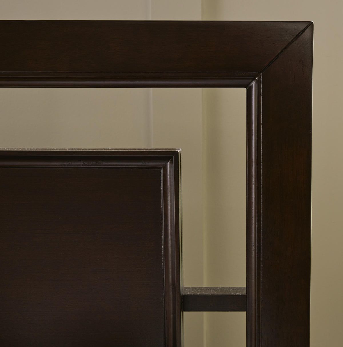 Covetown Queen Panel Bed, Dresser and Mirror