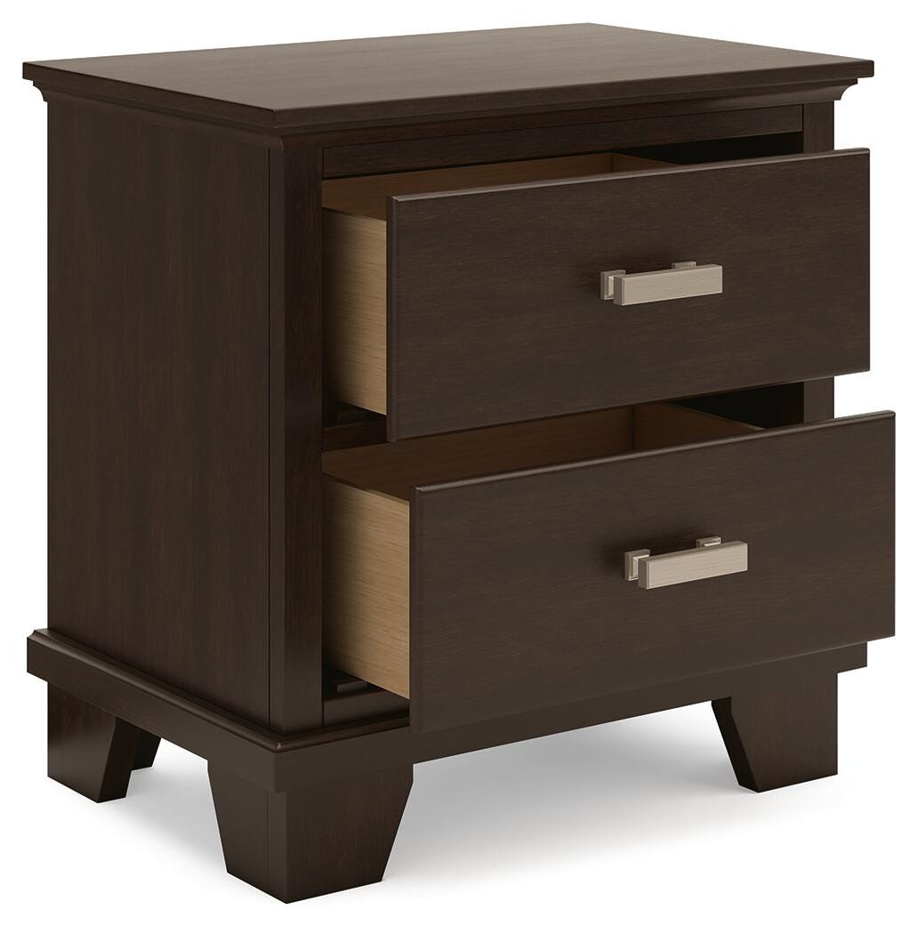 Covetown Queen Panel Bed, Dresser, Mirror, Chest and Nightstand