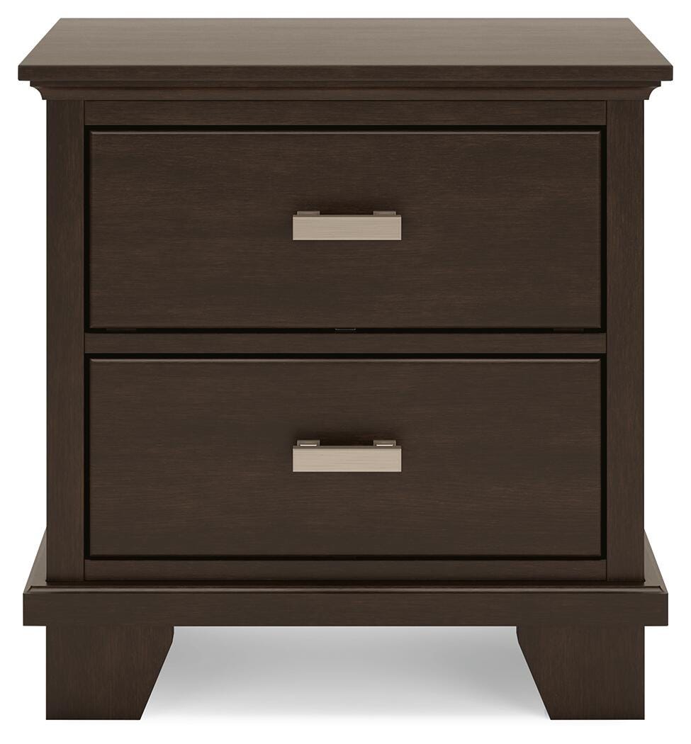 Covetown Full Panel Bed, Chest and Nightstand