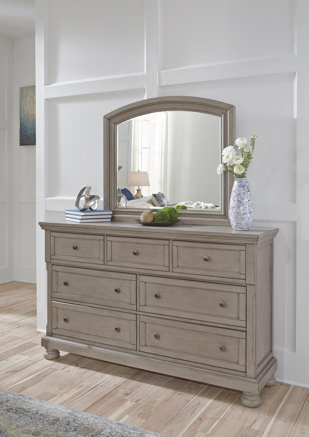 Lettner King Panel Bed with Dresser, Mirror and Nightstand