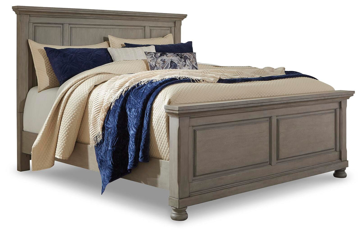 Lettner King Panel Bed with Dresser, Mirror and Nightstand