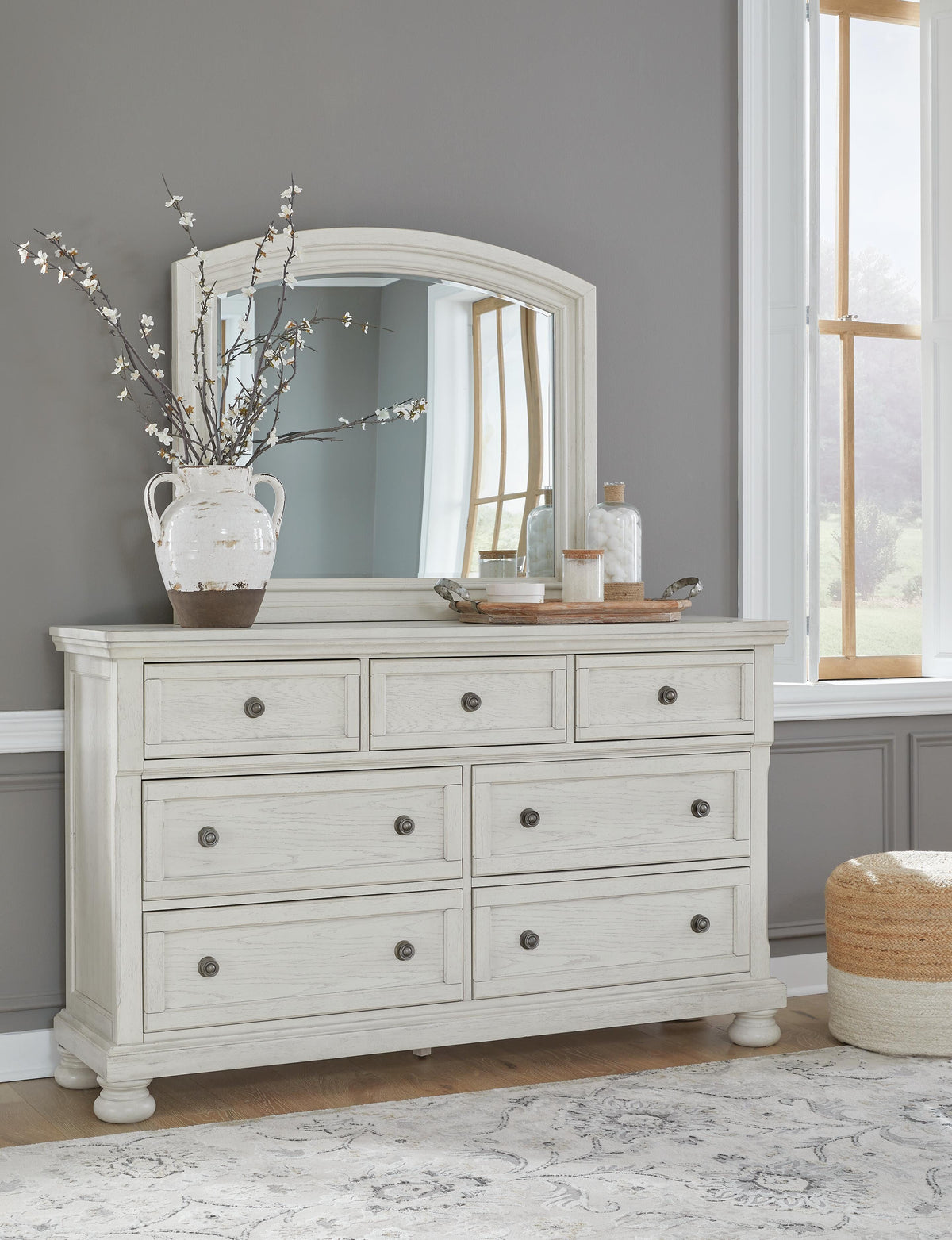 Robbinsdale King Panel Bed, Dresser, Mirror, Chest and 2 Nightstands