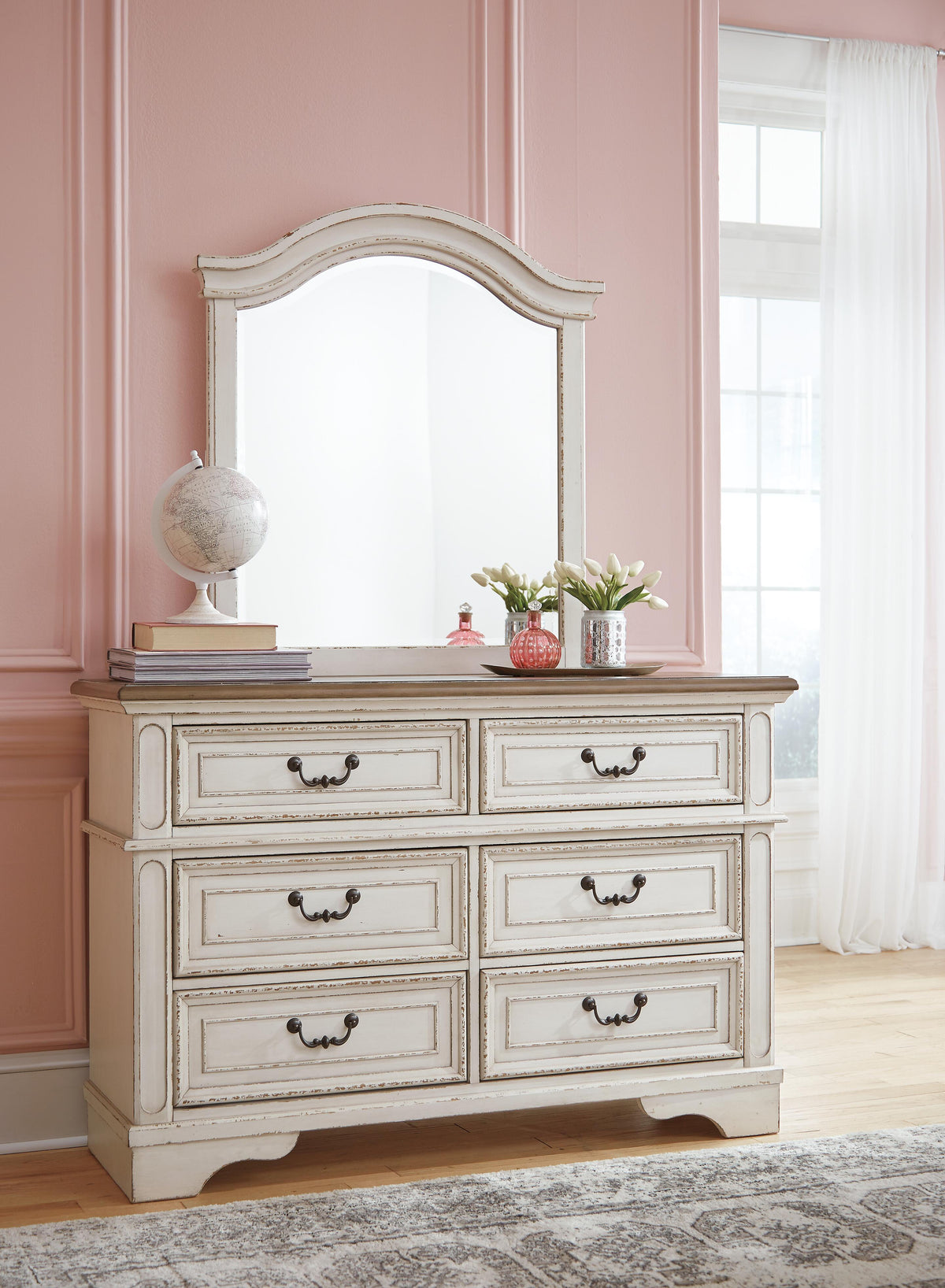 Realyn Twin Bed, Dresser and Mirror