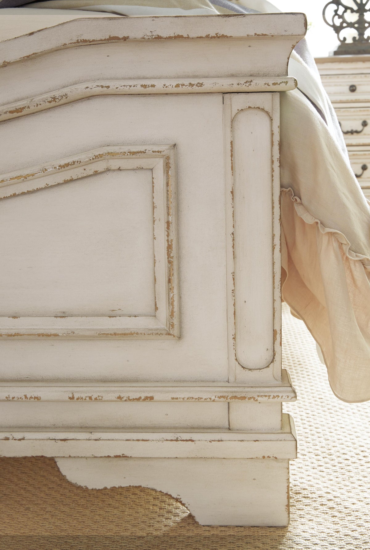 Realyn King Panel Bed, Dresser, Mirror, Chest, Vanity and Nightstand