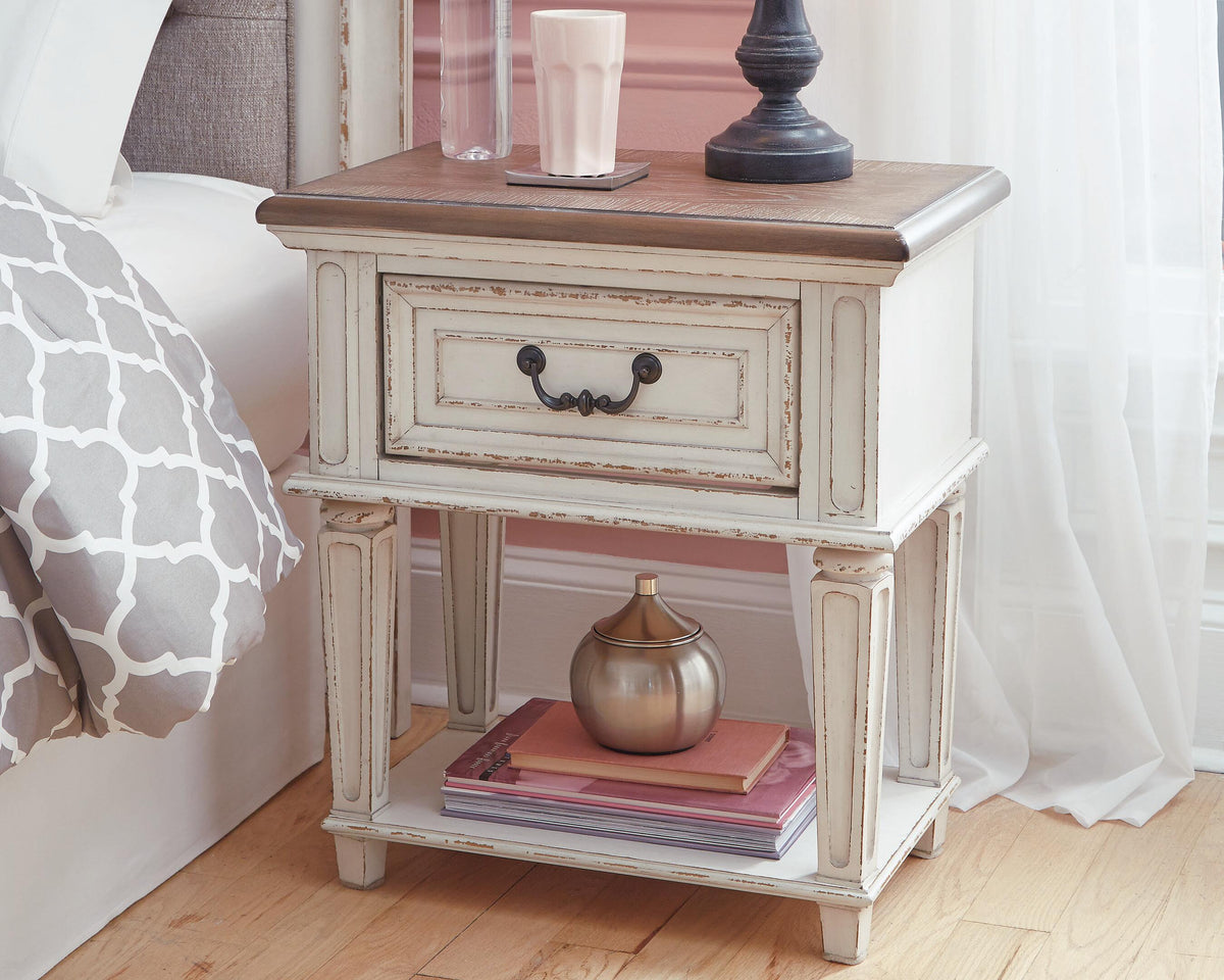 Realyn King Panel Storage Bed, Dresser, Mirror and 2 Nightstands