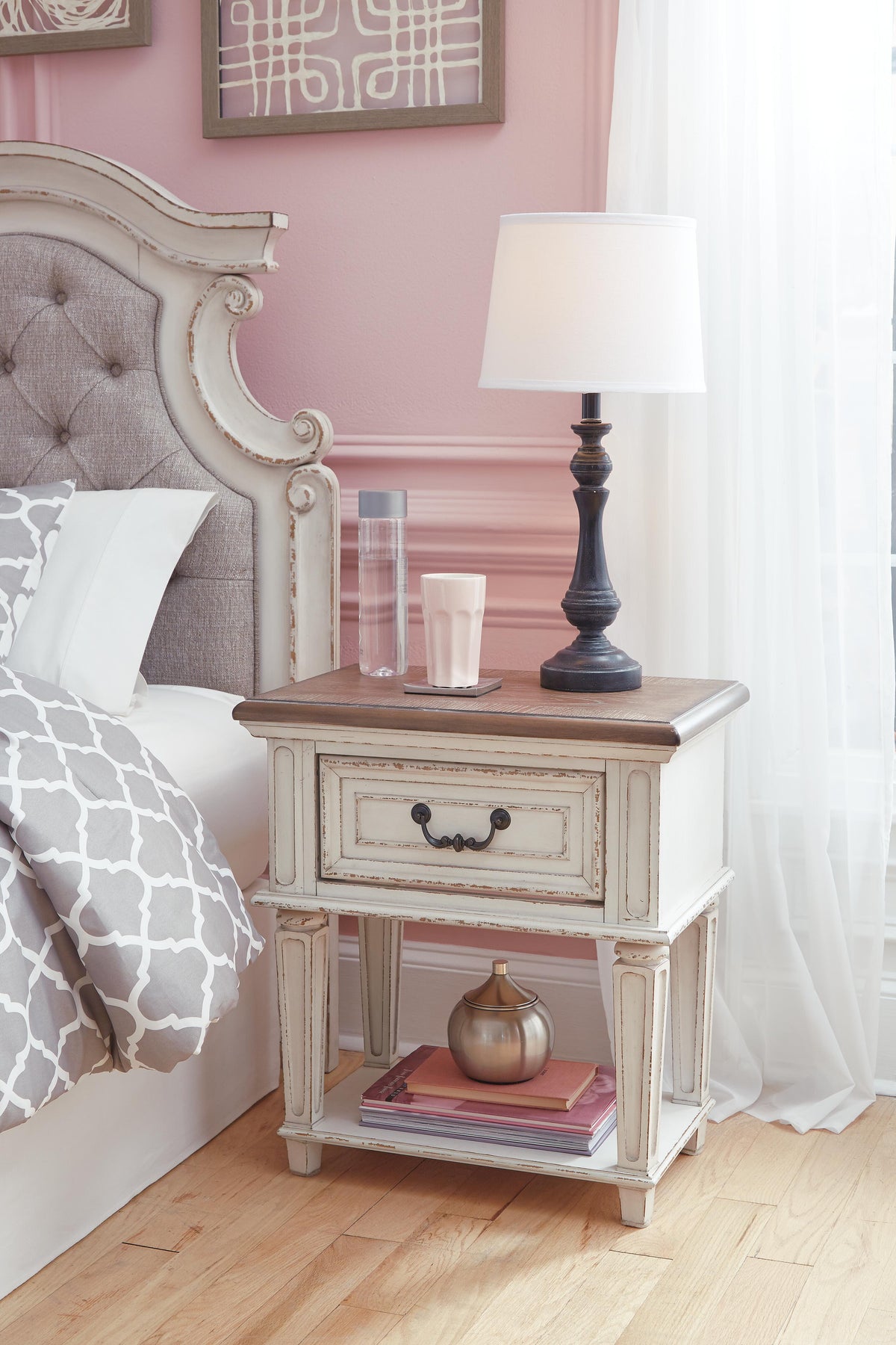 Realyn Queen Panel Bed Dresser, Mirror, Chest and Nightstand
