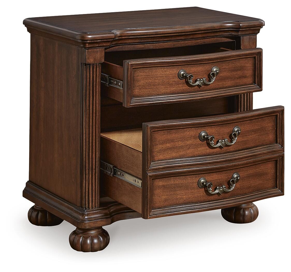 Lavinton King Poster Bed, Dresser, Mirror, Chest and Nightstand