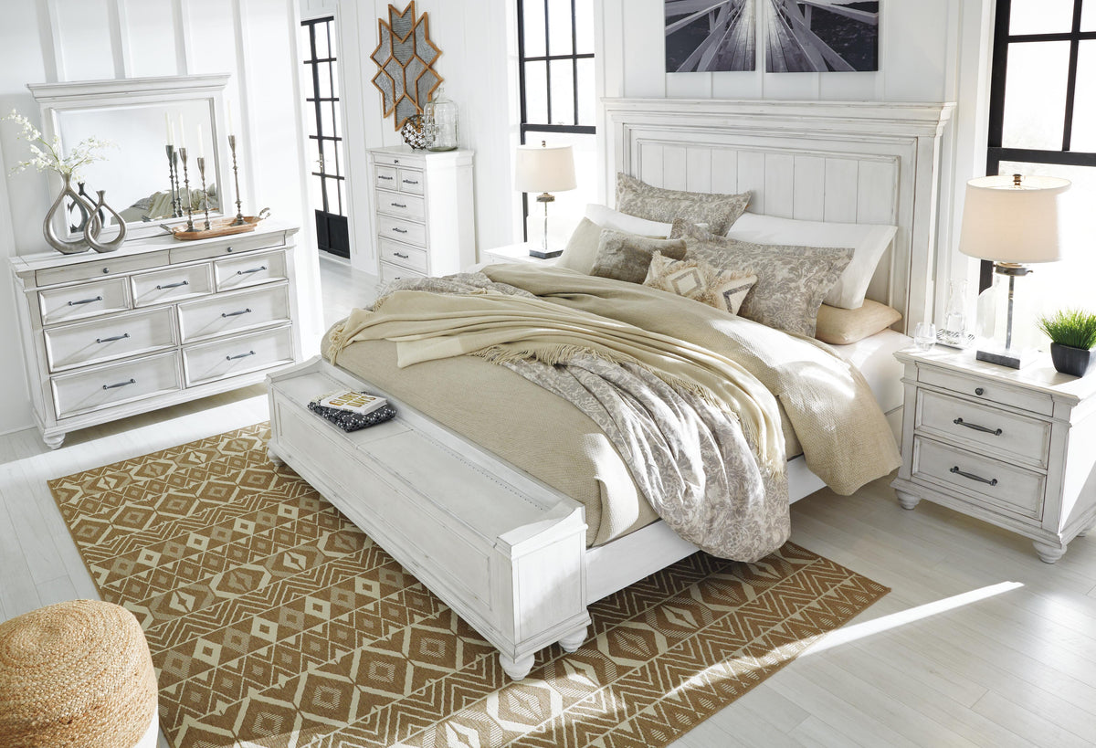 Kanwyn California King Panel Bed with Storage Bench