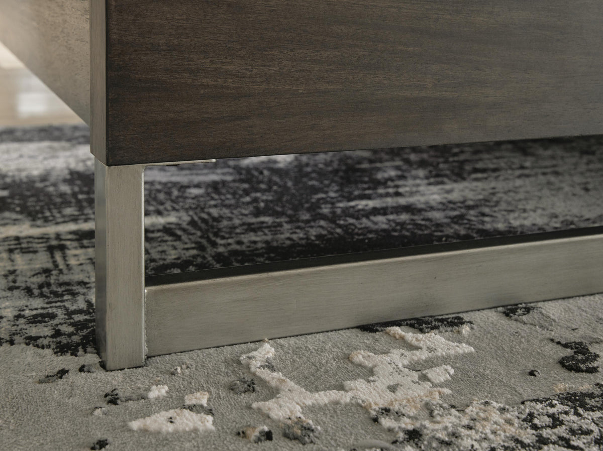 Arkenton King Panel Bed, Dresser and Mirror