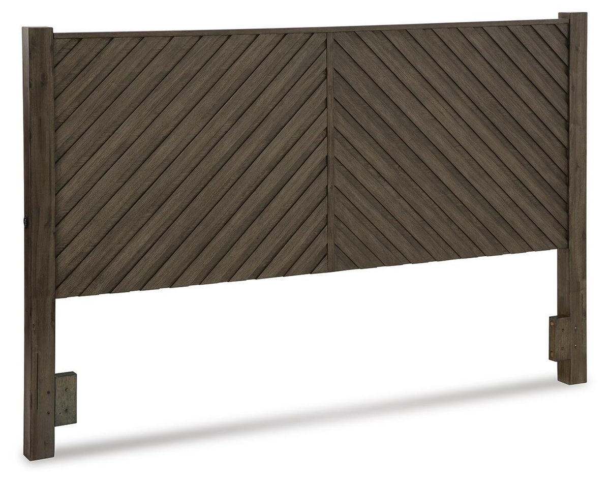 Arkenton King Panel Bed, Dresser and Mirror