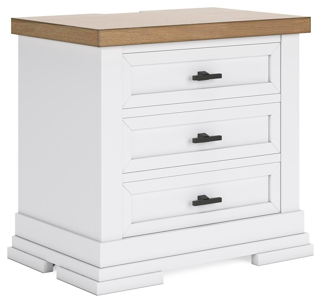 Ashbryn Queen Panel Storage Bed, Dresser, Mirror and 2 Nightstands