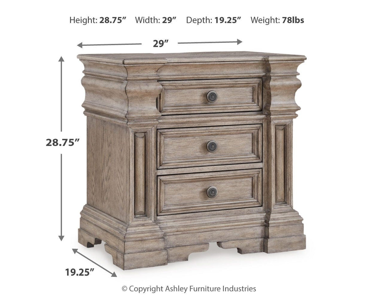 Blairhurst King Panel Bed, Dresser, Chest and 2  Nightstands