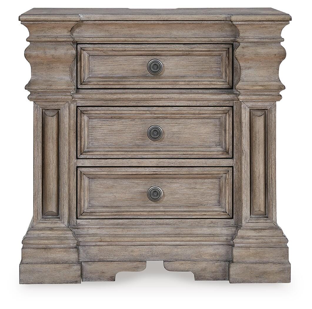 Blairhurst Queen Panel Bed, Dresser, Mirror, 2 Chests and Nightstand