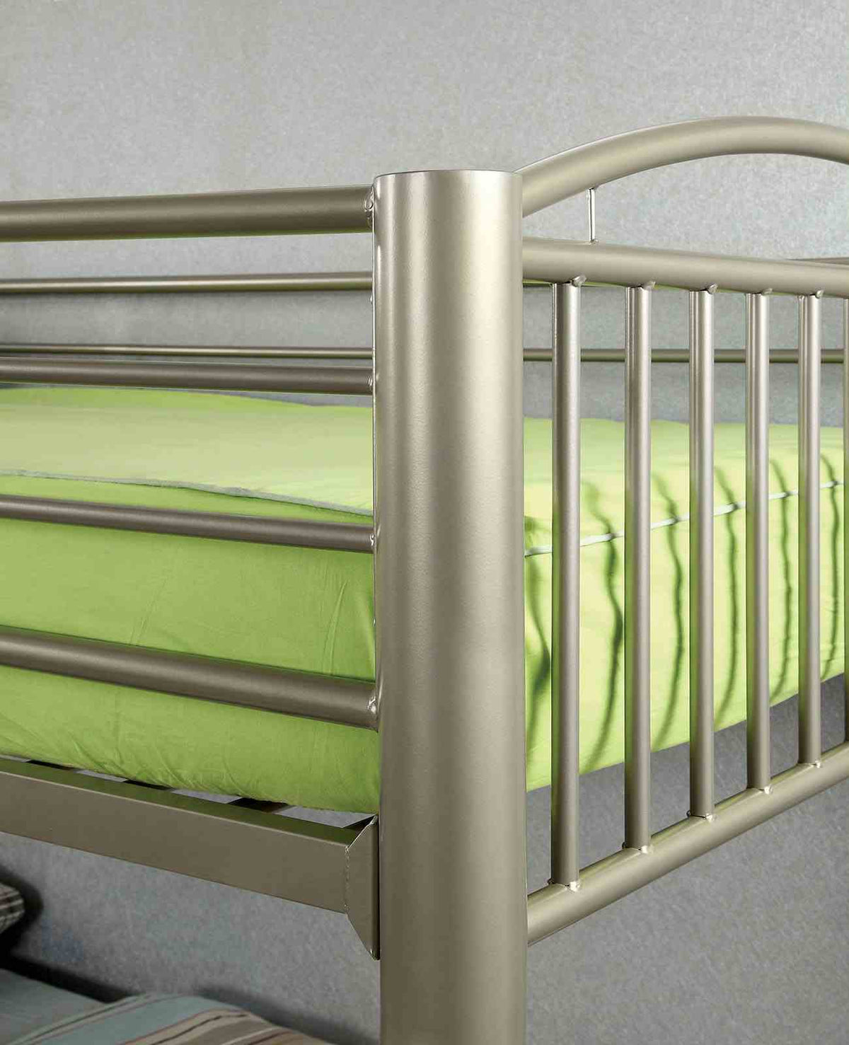 Lovia Bunk Bed