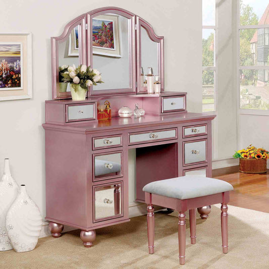 Tracy Vanity