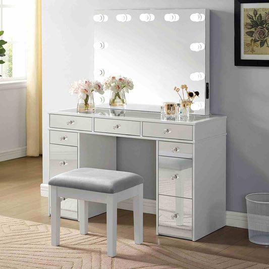 Margret Vanity