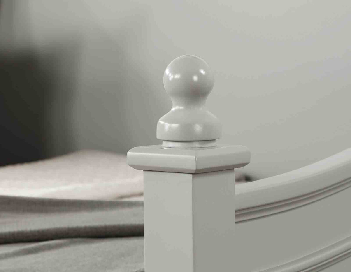 Lycoris Daybed