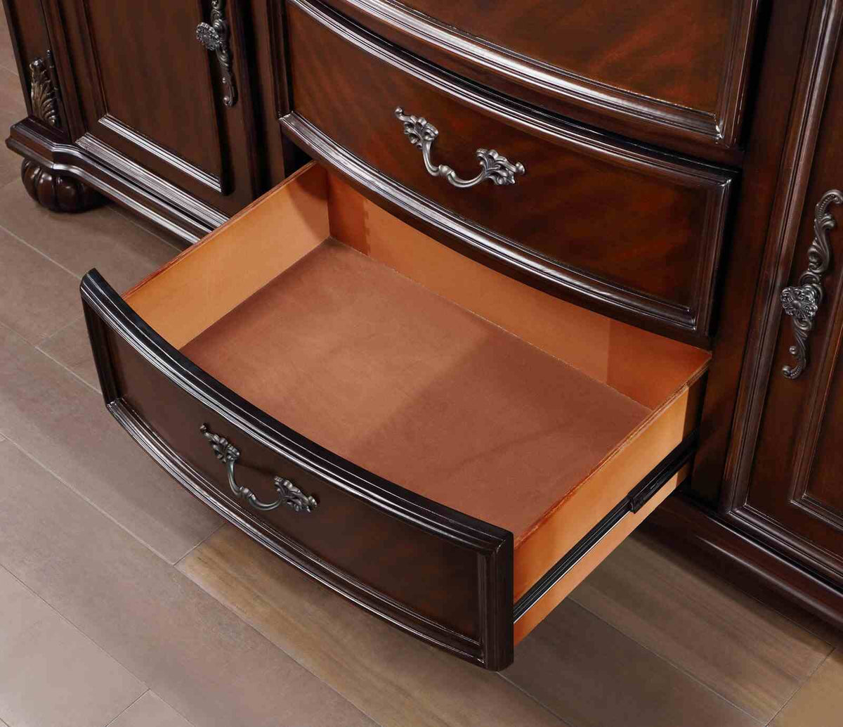 Nouvelle Hutch Buffet