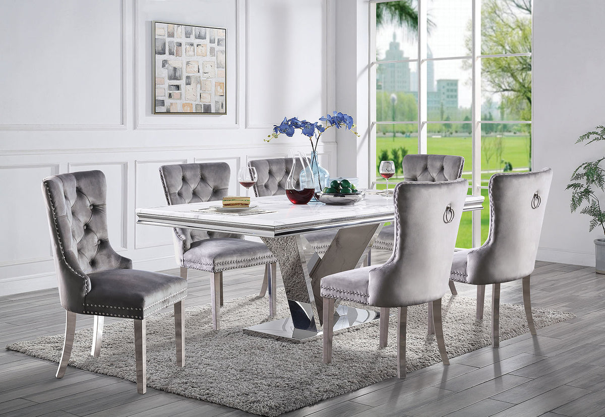 Valdevers Dining Set