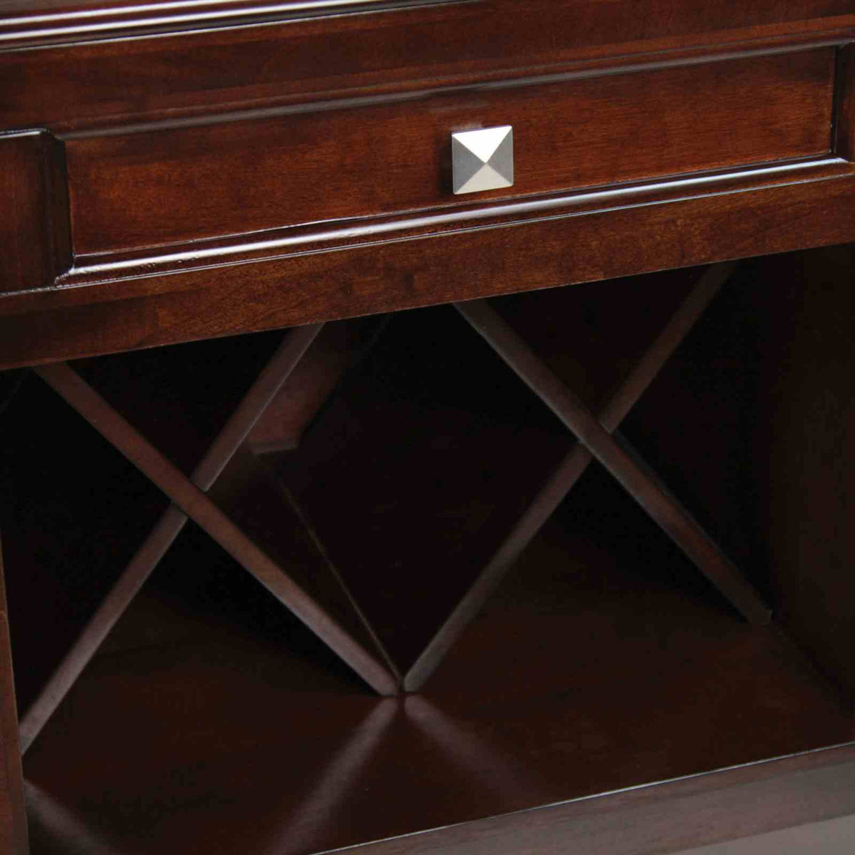 Edgewood I Dining Set