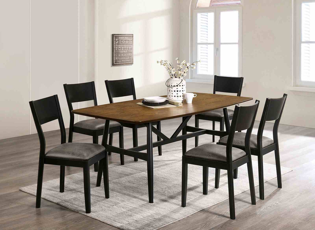 Oberwil Dining Set