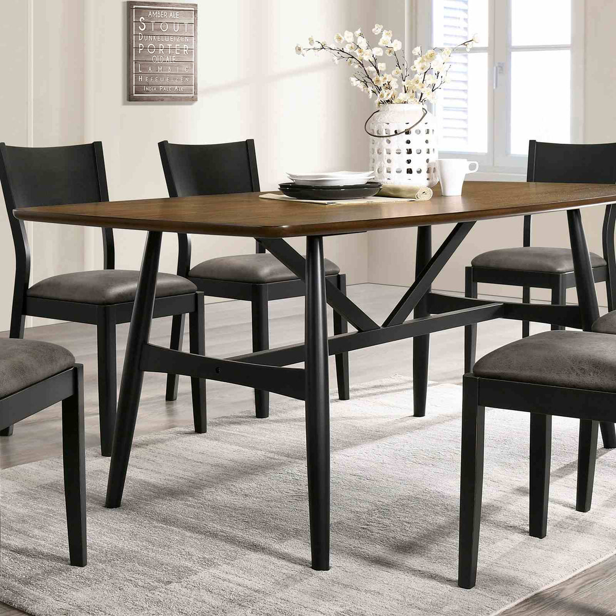 Oberwil Dining Set