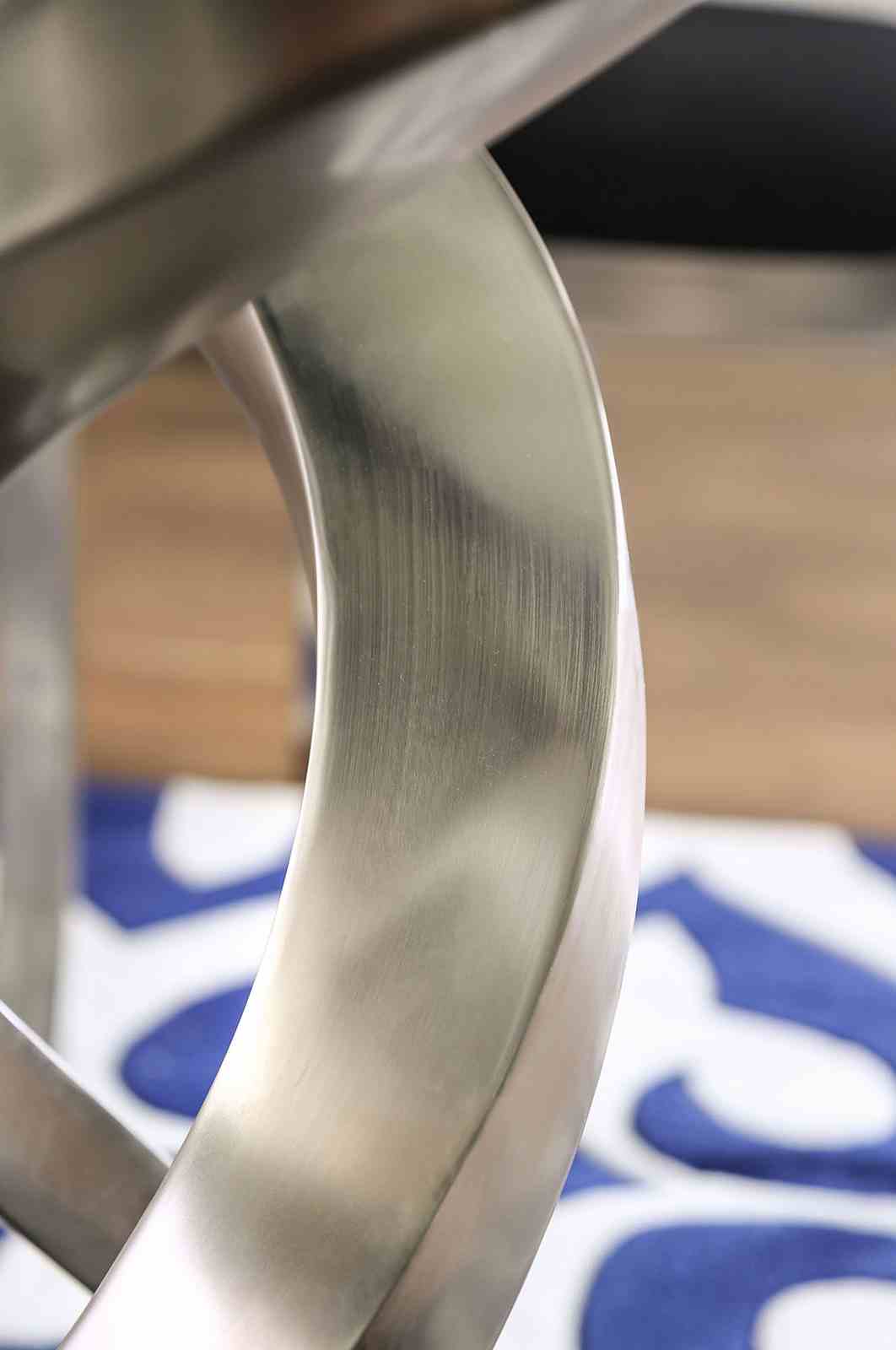 Roxo Dining Table