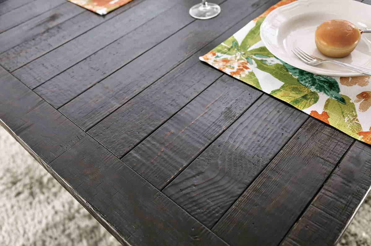 Alfred Dining Set
