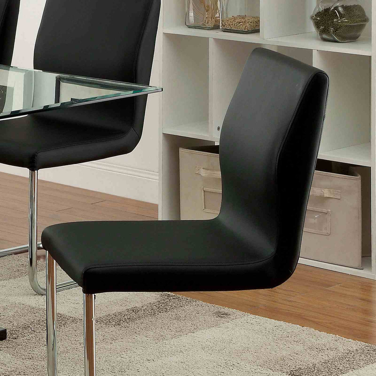 Lodia I Chair