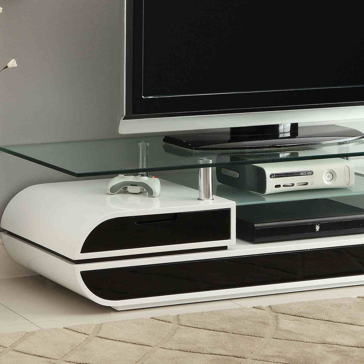 Evos TV Console