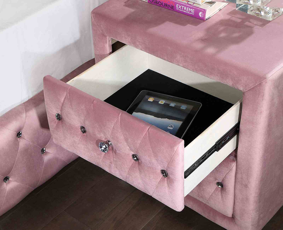 Zohar Nightstand