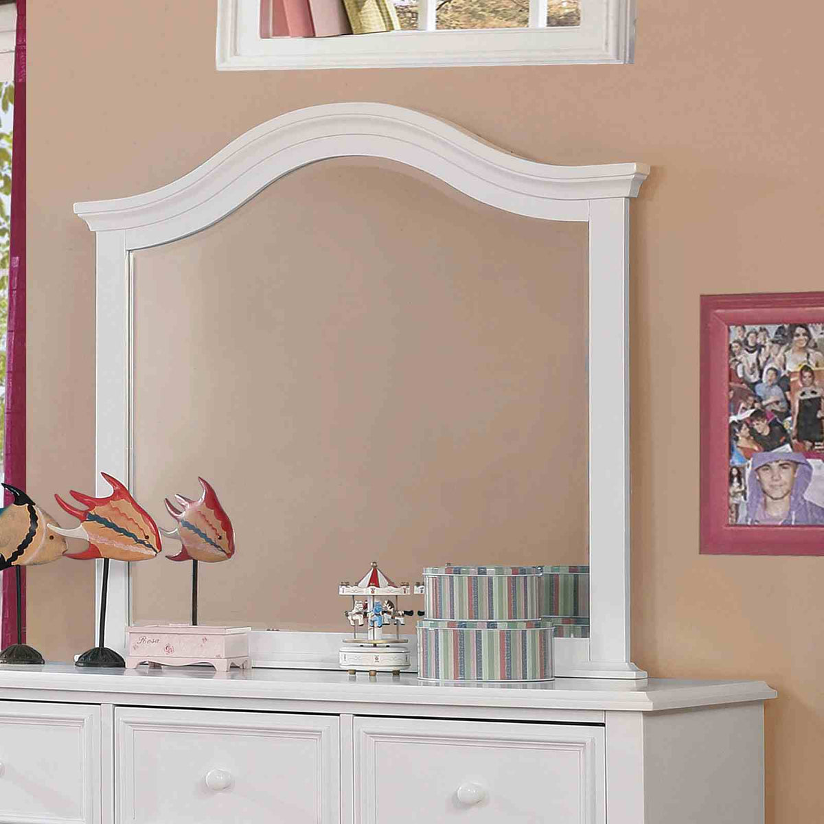 Olivia Mirror