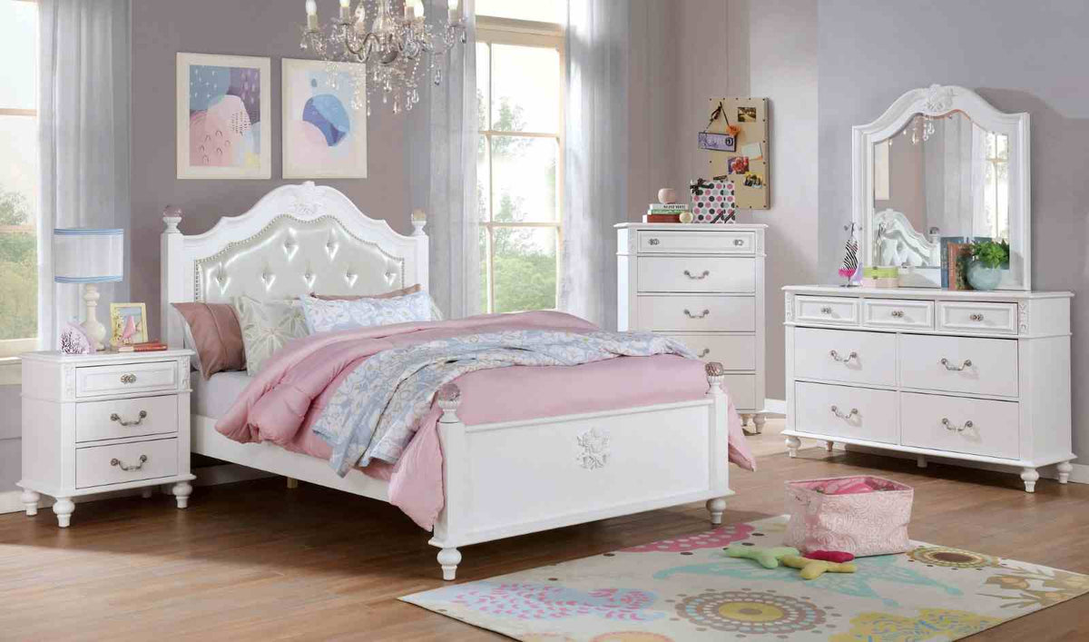 Belva Mirror