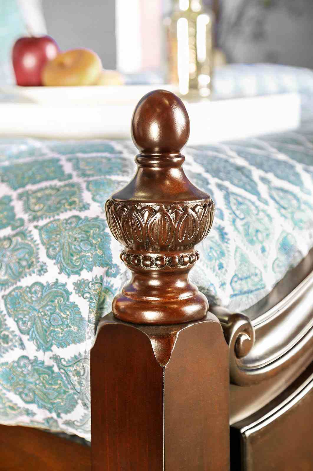Mandura Bedroom Set