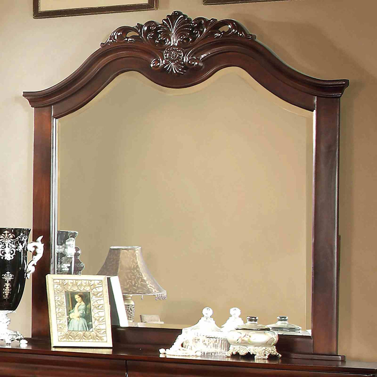Mandura Mirror