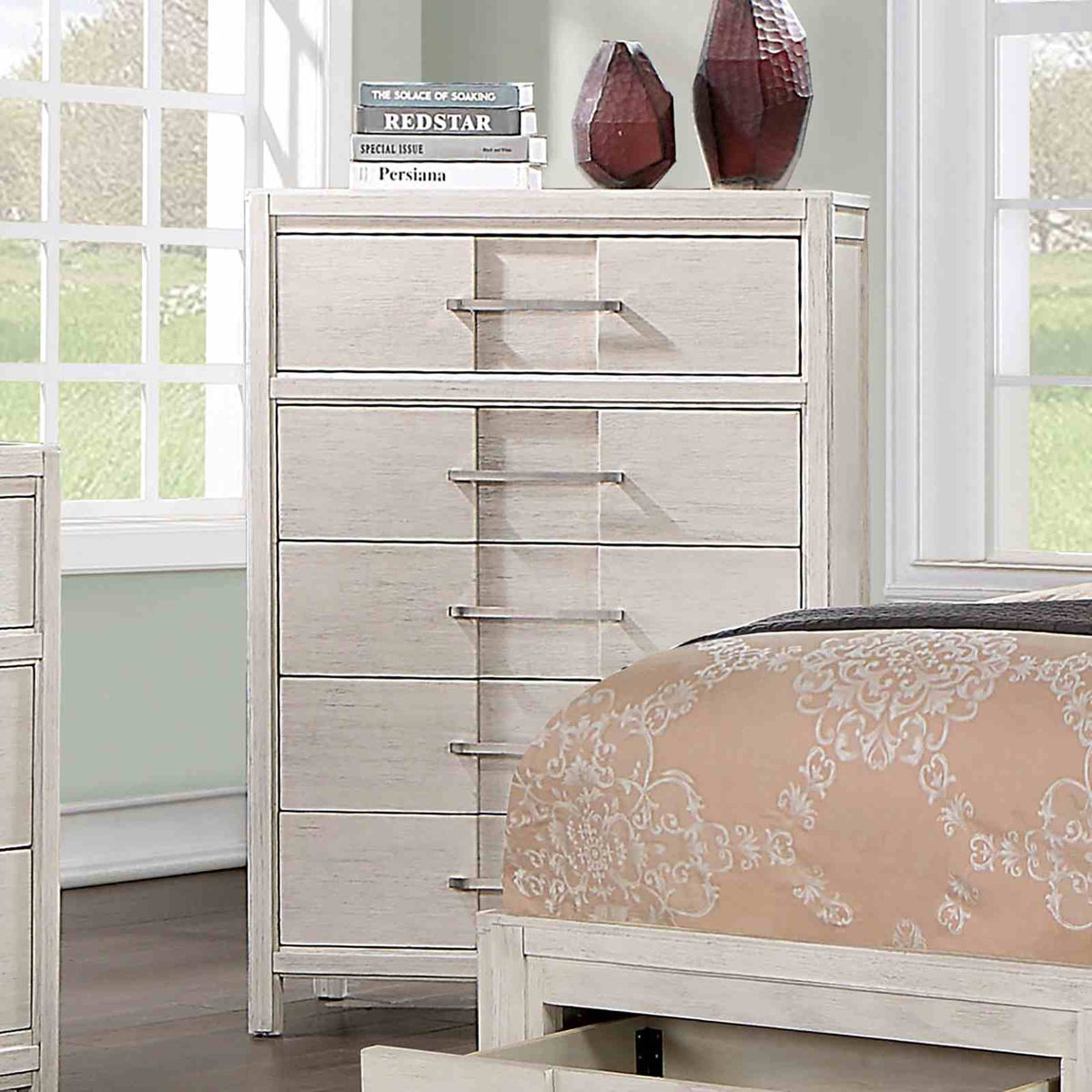 Berenice Chest