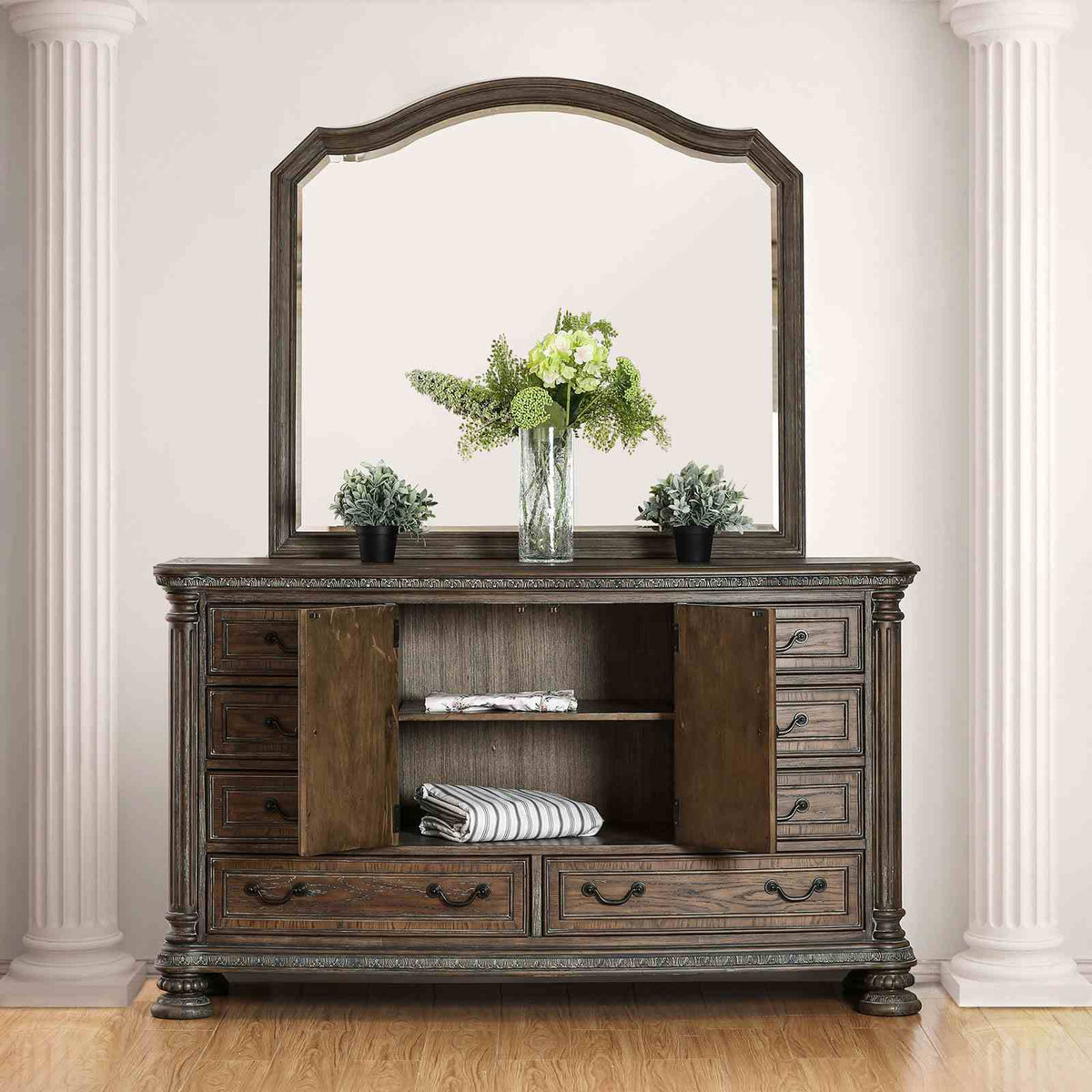 Persephone Dresser