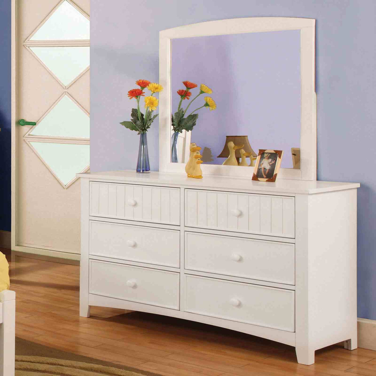 Corry Dresser