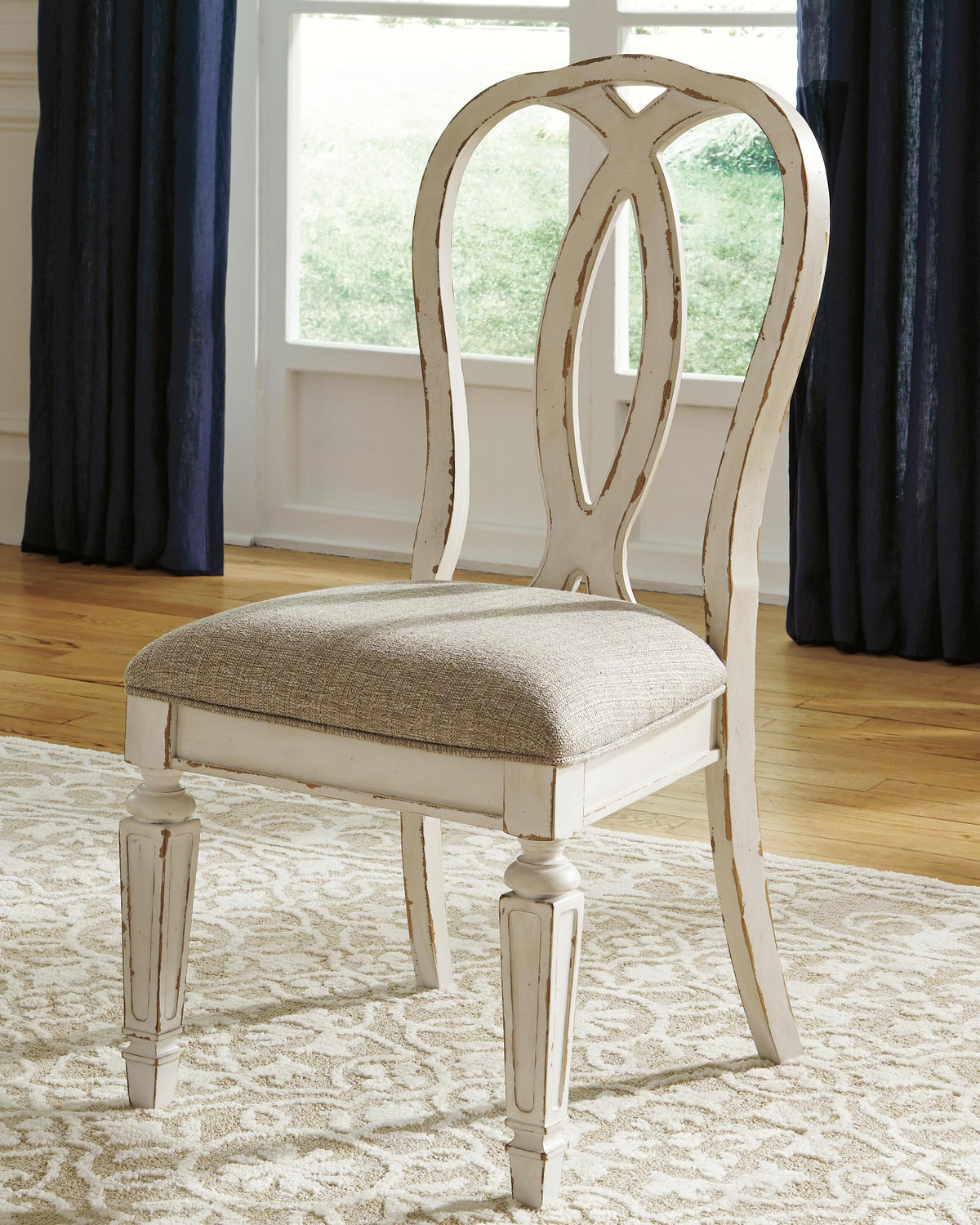 Realyn Dining Table and 6 Chairs with Server