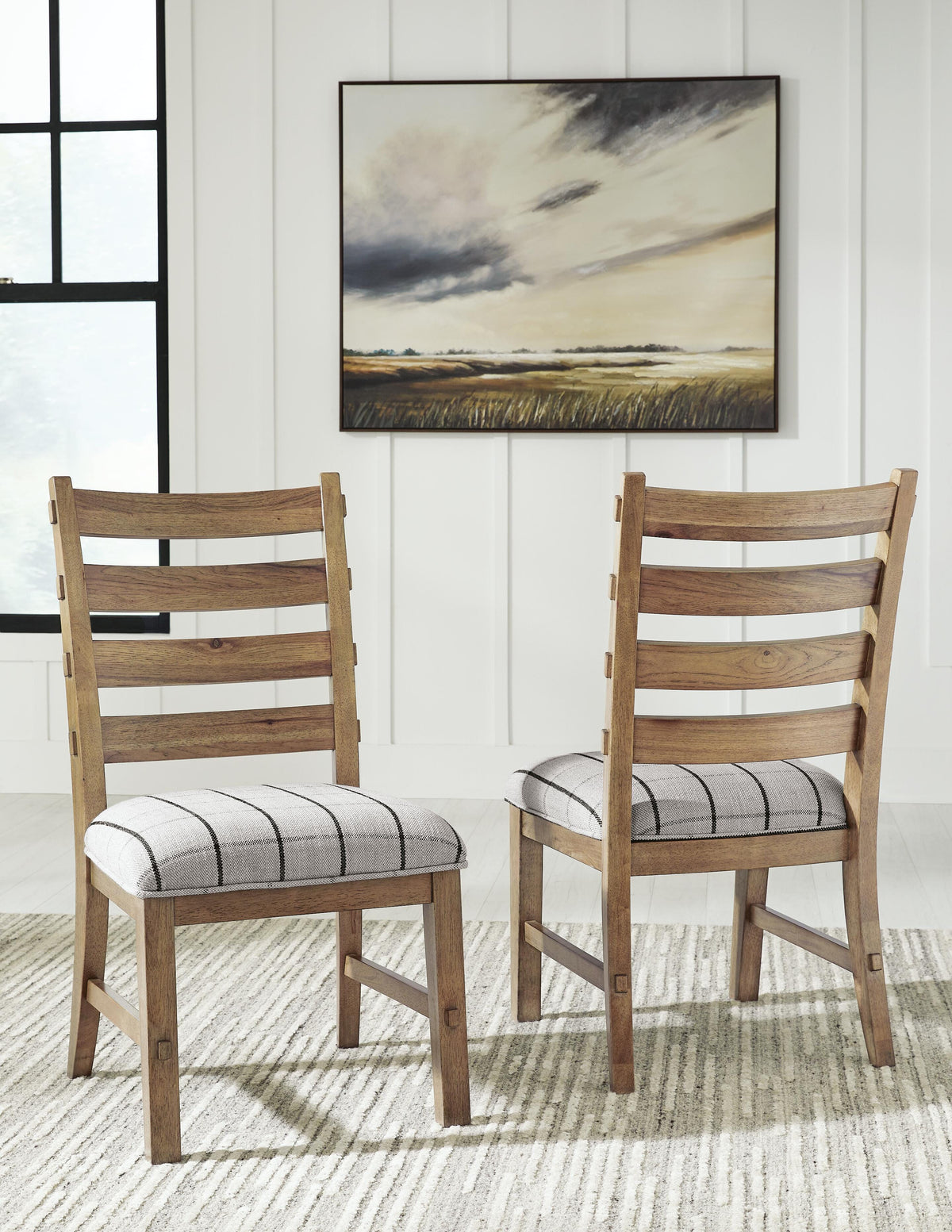 Ridgester Extension Dining Table, 2 Arm Chairs and 4 Side Chairs