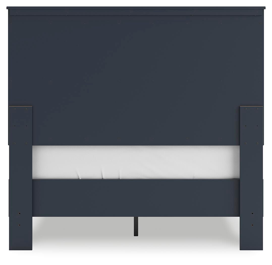 Simmenfort Full Platform Bed