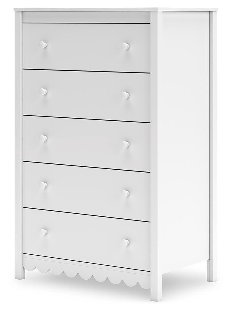 Hallityn Chest of Drawers