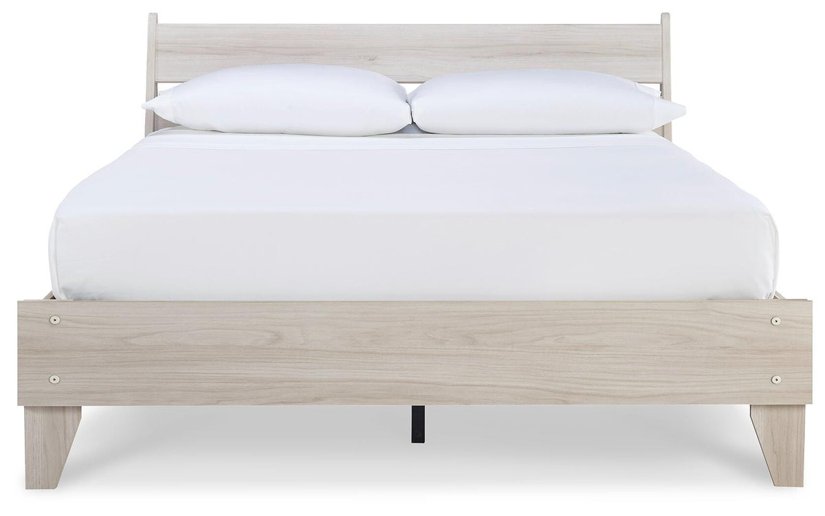 Socalle Queen Panel Platform Bed with Dresser and Nightstand