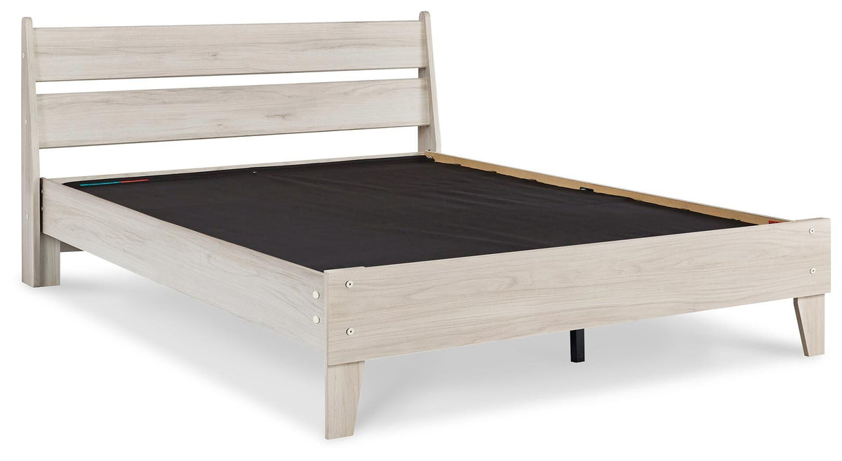 Socalle Queen Panel Platform Bed with Dresser and Nightstand