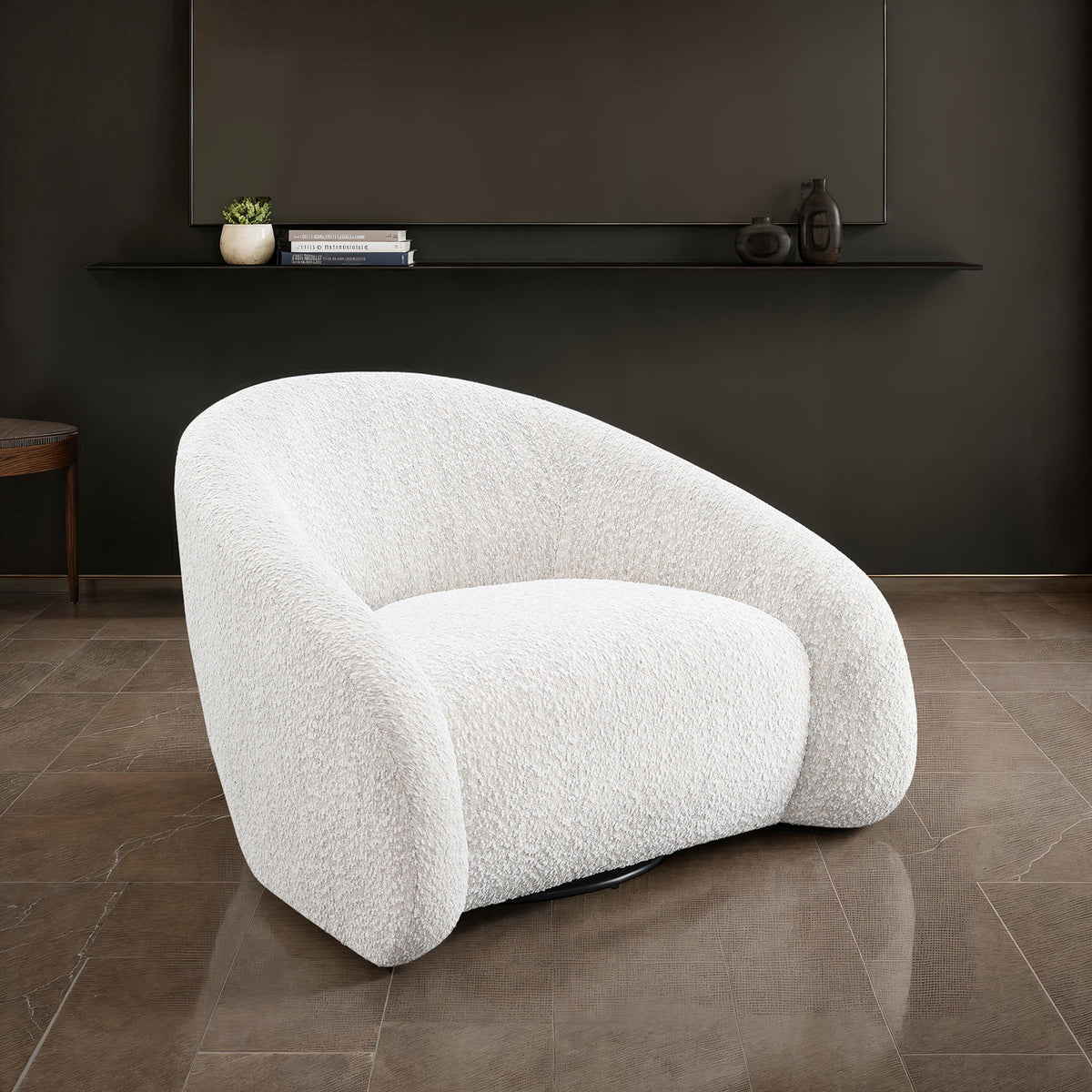 Kyria Chair